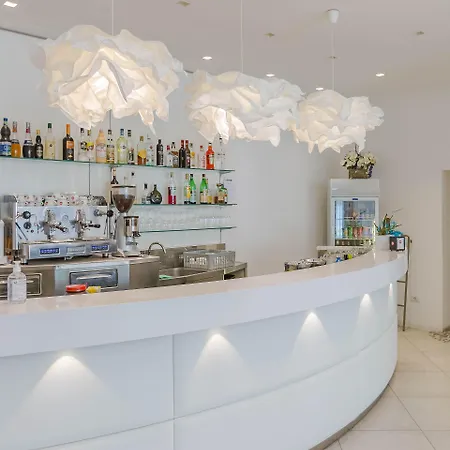 Hb Orchidea Blu Отель 3*